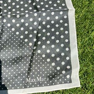 NWT MaxMara Max Mara Polka Dot Scarf